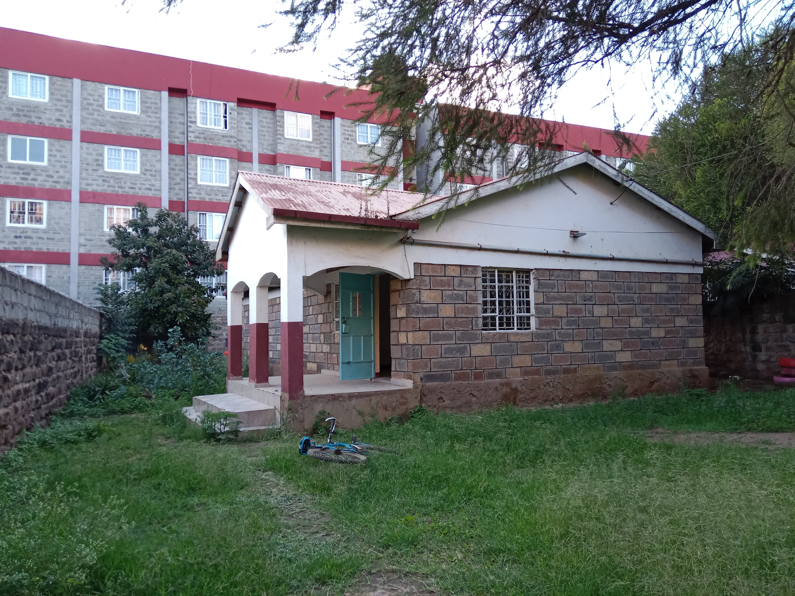 3 bedroom bungalow for rent in njambii road